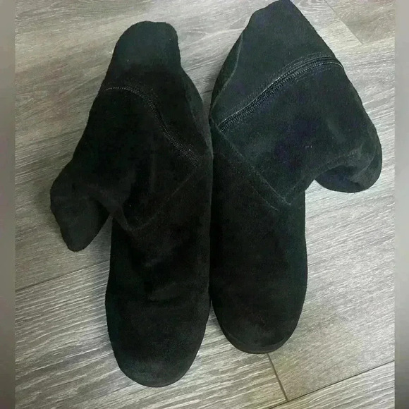 Cougar Marni Insulated Black Mid Calf Suede Zip Up Chunky Heel Boots Size 9M - Picture 7 of 7